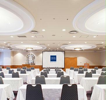 【会議利用】20名様～60名様まで利用可能
展示会やセミナー、勉強会などさまざまなレイアウトにご対応いたします